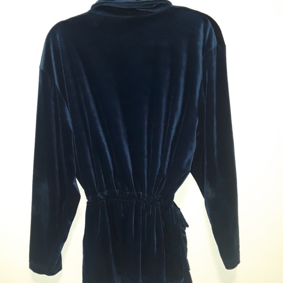 Royal Blue Classy Velvet Jacket - Picture 3 of 5